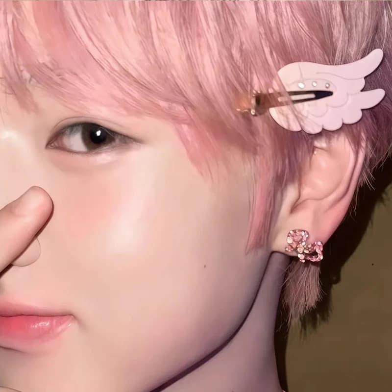 7cm Wings Hairpin Fun Hairpin Y2K Traceless Hairpin with Diamonds Cosmetics Clip Side Broken Hair Bangs Clip Hair Accessories - Image 1