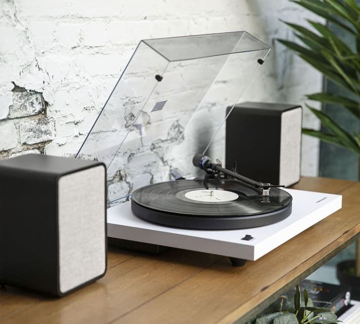 Crosley C6 Turntable - Image 1