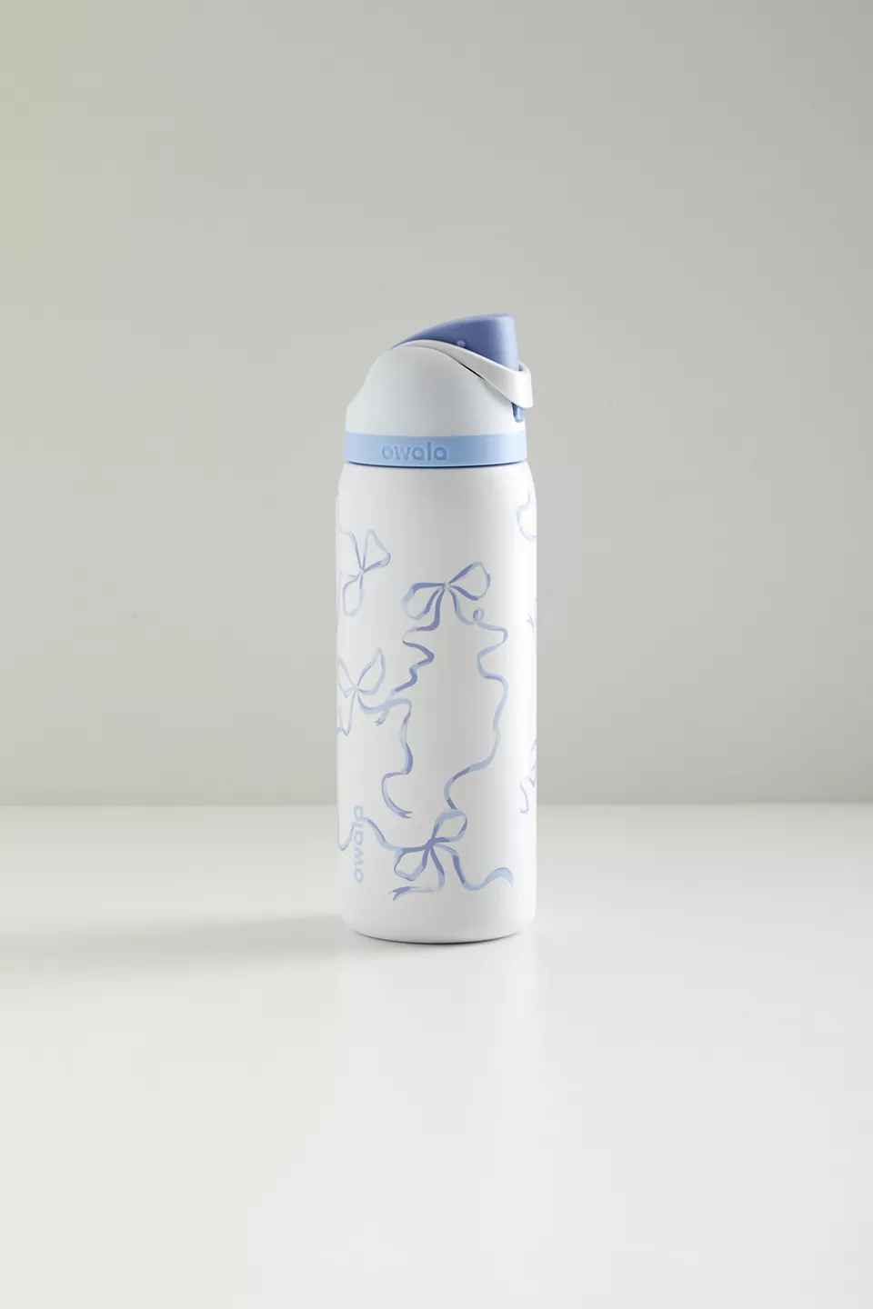 Owala UO Exclusive FreeSip 32 oz Bow Water Bottle - Image 1