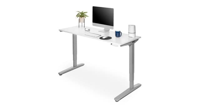 UPLIFT Standing Desk