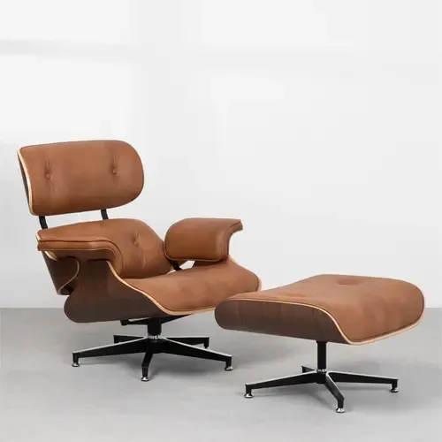 Poltrona Charles Eames Com Puff Caramelo Cor Marrom - Image 1