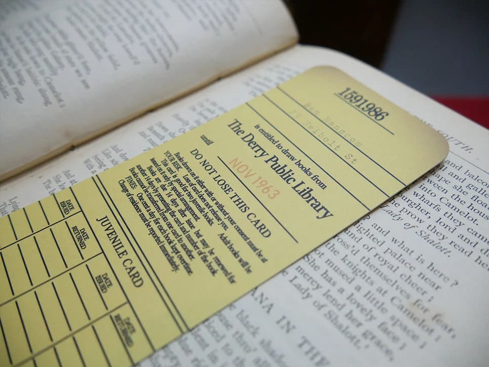 Stephen King's IT - Derry Library Card Bookmark - Image 1
