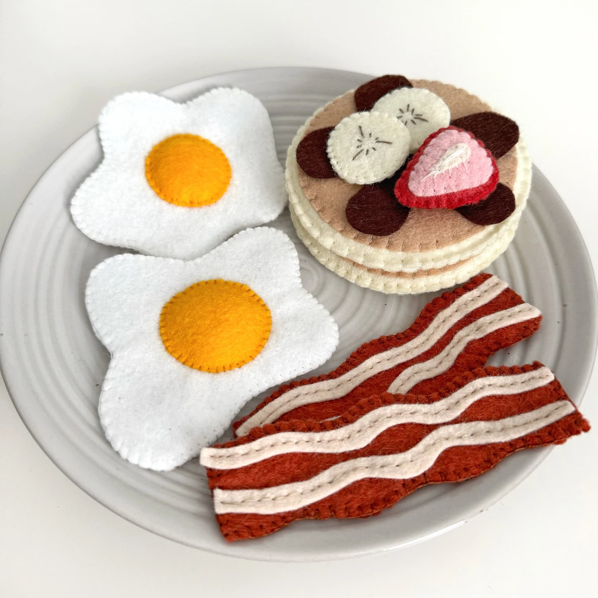 Felt Breakfast Set, Felt Play Food, Pretend Food, Playroom Toys, Pretend Play Toys,Felt Pancakes, Felt Eggs and Bacon - Image 1
