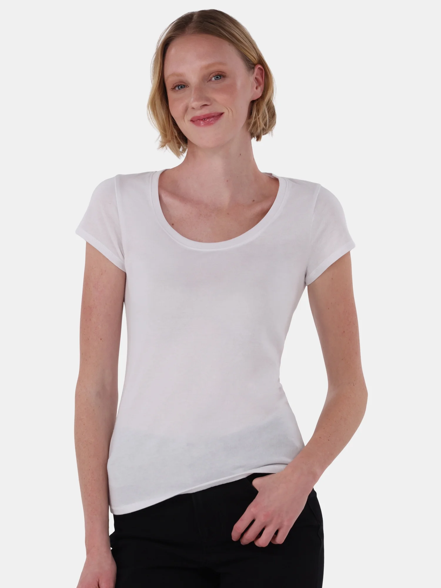 No Boundaries Scoop Neck Tee with Short Sleeves, Women's - Image 1
