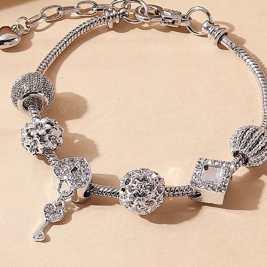 1pcs fashionable love key pendant bracelet for women, jewelry suitable for banquets, parties, and holiday gifts - Image 1
