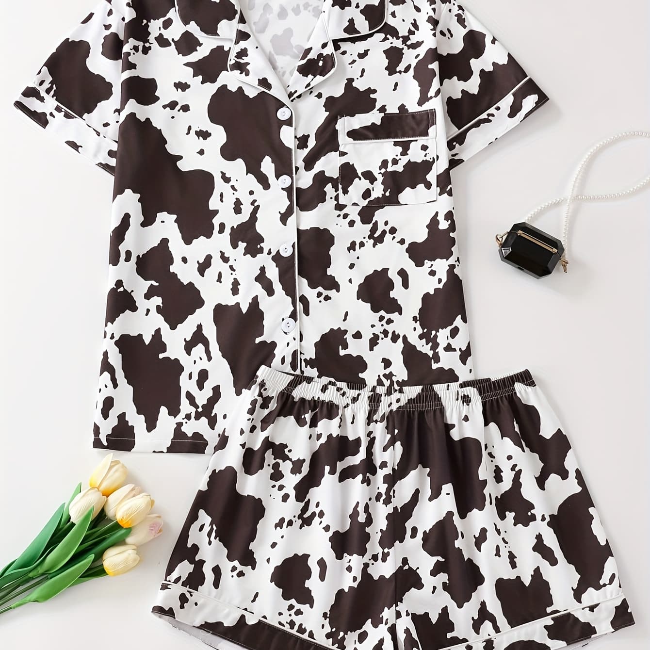 Elegant Women'S Pajama Set with Animal Print, Short Sleeve Button-Up Shirt & Loose Shorts, Comfy Polyester, Non-Stretch, All-Season Sleepwear, Relaxed Fit Pajamas | Stylish Pajama Set | Nonstretch Fabri - Image 1