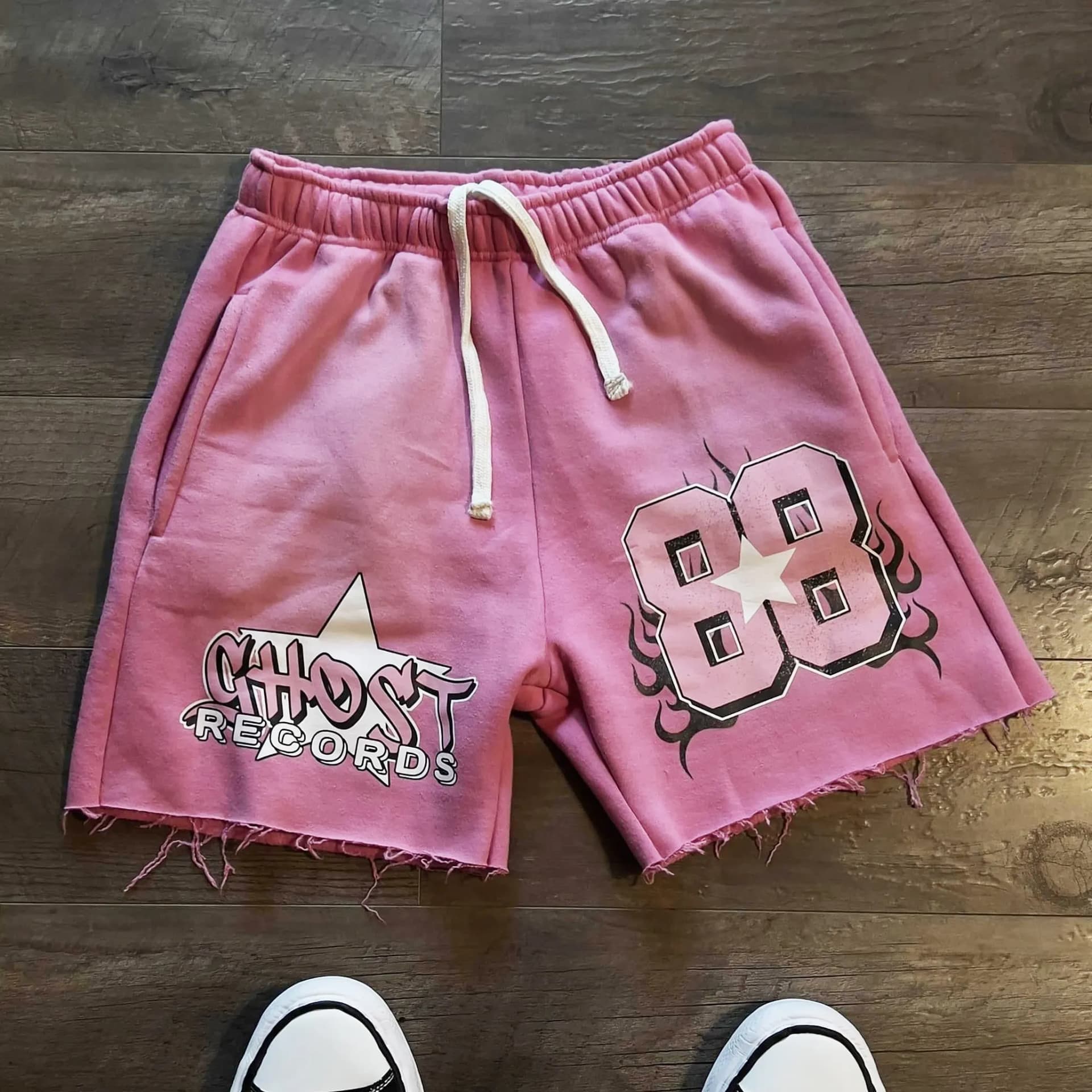 Vintage Ghost Records Print Casual Fashion Shorts - Image 1