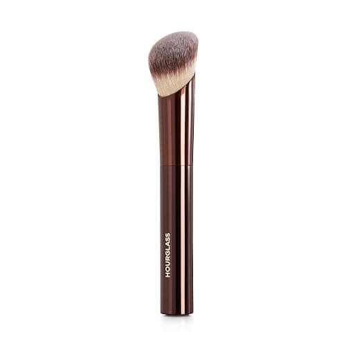 Hourglass Ambient Soft Glow Foundation Brush - Image 1