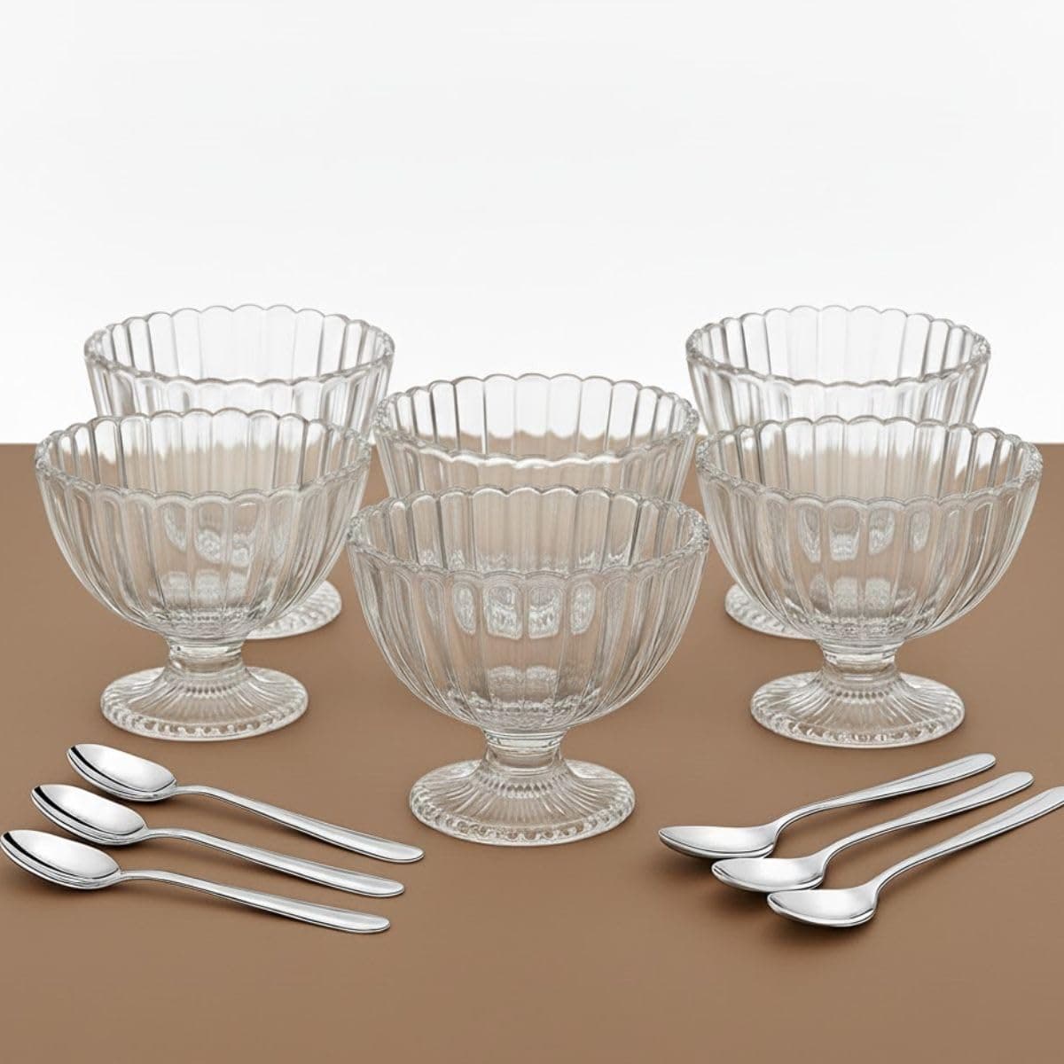 Jogo de Taças para Sobremesa 200 ml com 6 Colheres de Aço Inox Kit Elegante em Vidro para Servir Doces Sobremesas e Sorvetes Premium - Image 1