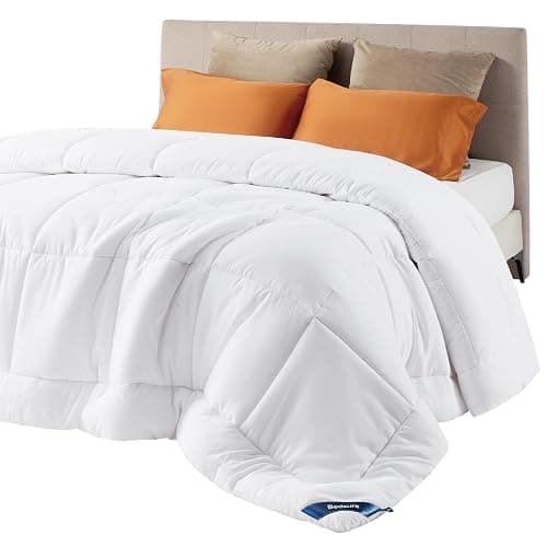Bedsure Comforter Duvet Insert - Quilted Comforters Queen Size, All Season Duvet, GentleSoft Down Alternative Bedding, with 8 Tabs, Gifts for Women/Men, White, Queen 88 x 88 Inches - Image 1
