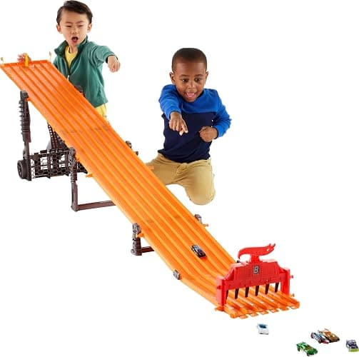 Hot Wheels Toy Car Playset with Lights, Sounds & 6 1:64 Scale Vehicles, Super 6-Lane Raceway, 8-foot Track that Rolls Up for Storage (Amazon Exclusive) - Image 1