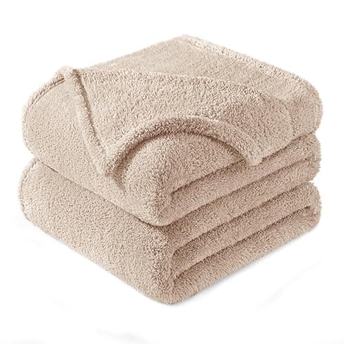 Exclusivo Mezcla King Size Flannel Fleece Blanket, Super Soft Velvet Plush Bed Blanket, Fuzzy Cozy and Warm for Winter, 90x104 Inches, Beige - Image 1