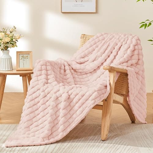 BEDELITE Pink Throw Blanket Twin Size for Bed- Super Soft and Warm 3D Checkered Fluffy Fuzzy Fleece Blanket, Luxurious Plush Cozy Blanket for Room Decor Fall and Winter, 60x80 inches - Image 1