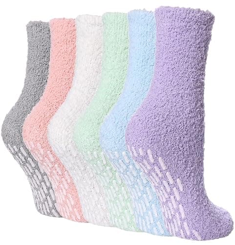 FNOVCO Non Slip Socks for Women Winter Warm Cozy Fuzzy Slipper Socks Soft Fluffy Hospital Socks with Grips - Image 1