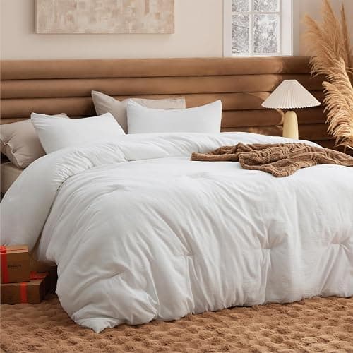 Bedsure Full Size Comforter Set, White Soft Prewashed Bedding for All Seasons, 3 Pieces GentleSoft™ Warm Down Alternative Bed Set, 1 Lightweight Comforter (82"x86") and 2 Pillowcases (20"x26") - Image 1