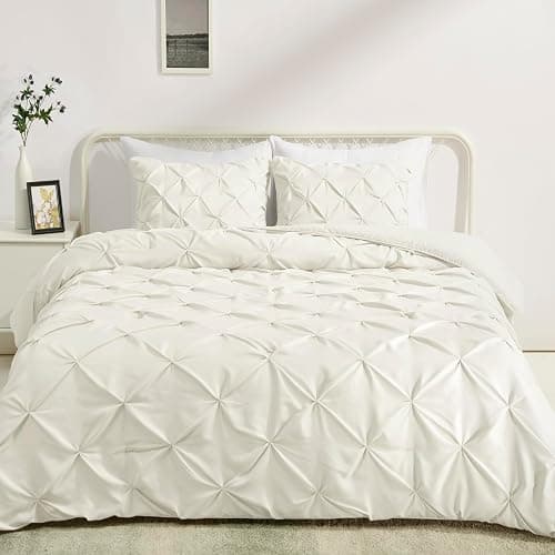 Amazon Basics Warm, Breathable Queen Size Comforter Sets, All-Season Down-Alternative 3-Piece Bedding Set, Pinch Pleat Design, Full/Queen Size, Cream - Image 1