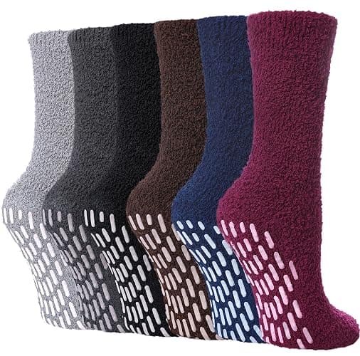 FNOVCO Non Slip Socks for Women Winter Warm Cozy Fuzzy Slipper Socks Soft Fluffy Hospital Socks with Grips - Image 1