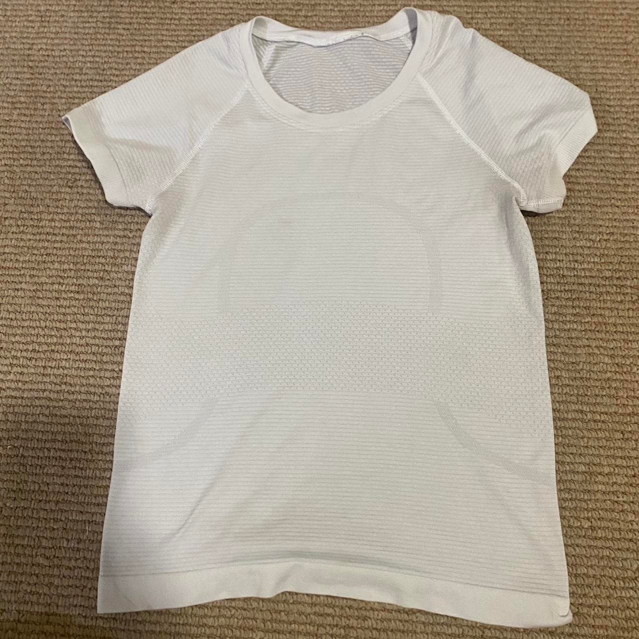 Lululemon white cropped swiftly tech short sleeve... - Image 1