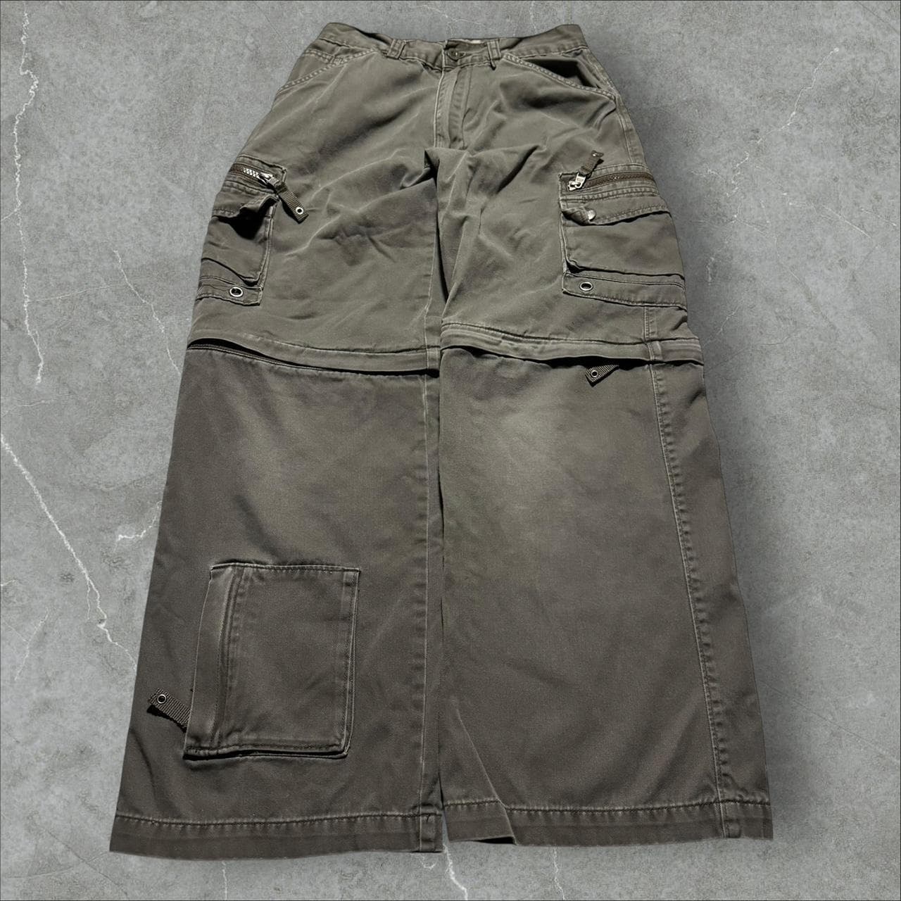 baggy cargo pants jnco style skater y2k
⚫️ best fit... - Image 1