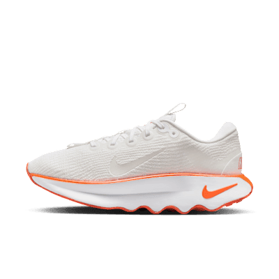Nike Motiva Walking Shoes
