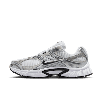 Nike V5 RNR Women's Shoes - Image 1